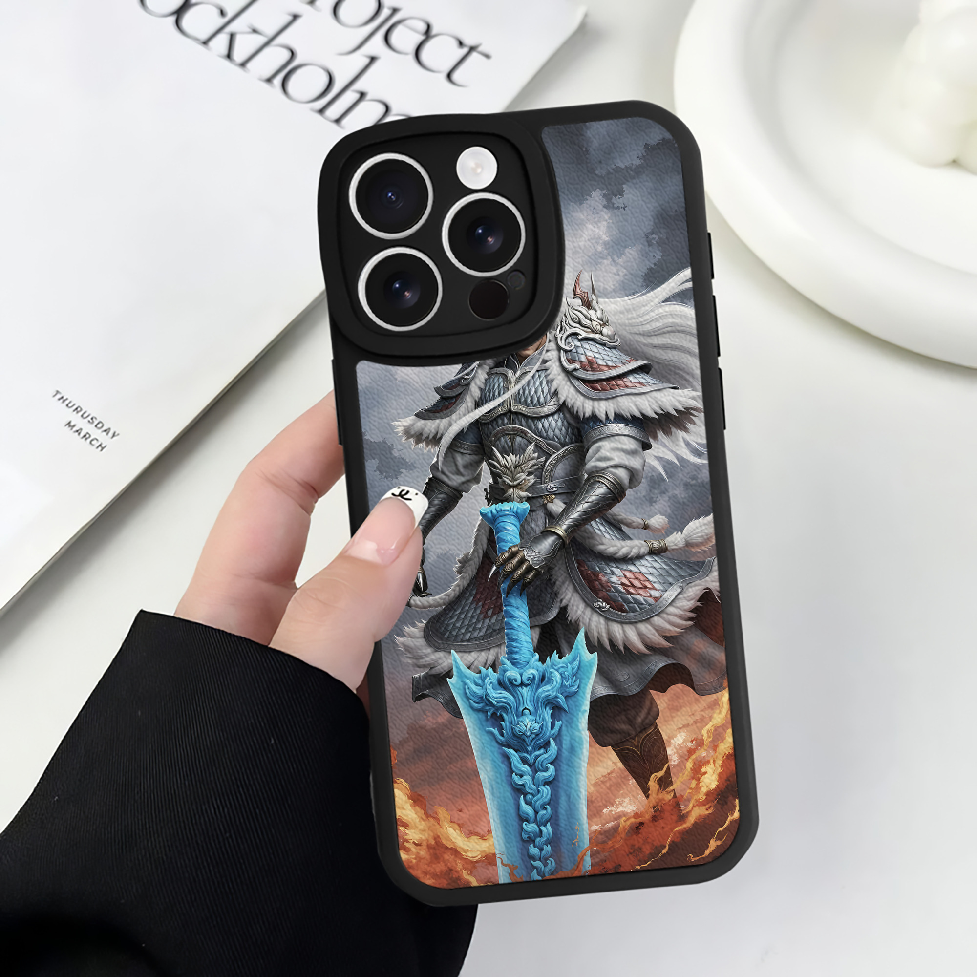 （画像用） Ne Zha 2 ナタ 魔童の大暴れ 【iPhone 16シリーズ対応】シリコンスマホケース（レザー調） 材質：シリコン